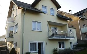 Moderne Ruhige Ferienwohnung - FEWO JAHRSFELD